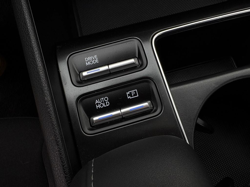 2025 Hyundai Sonata SEL Apple CarPlay & Android Auto