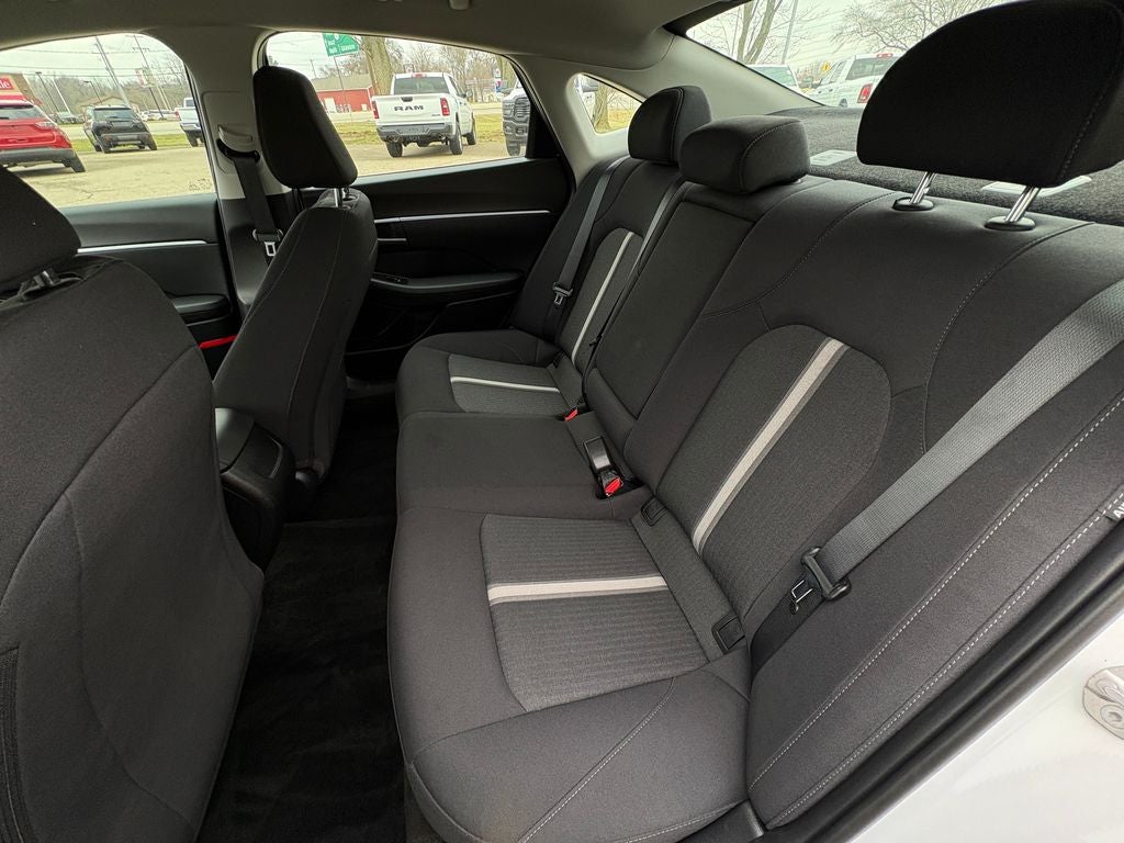 2025 Hyundai Sonata SEL Apple CarPlay & Android Auto