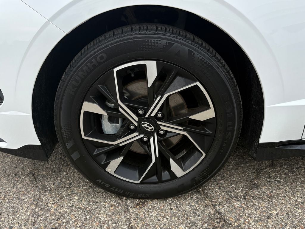 2025 Hyundai Sonata SEL Apple CarPlay & Android Auto