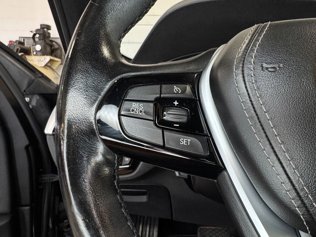 2019 BMW 5 Series 540i xDrive Power moonroof