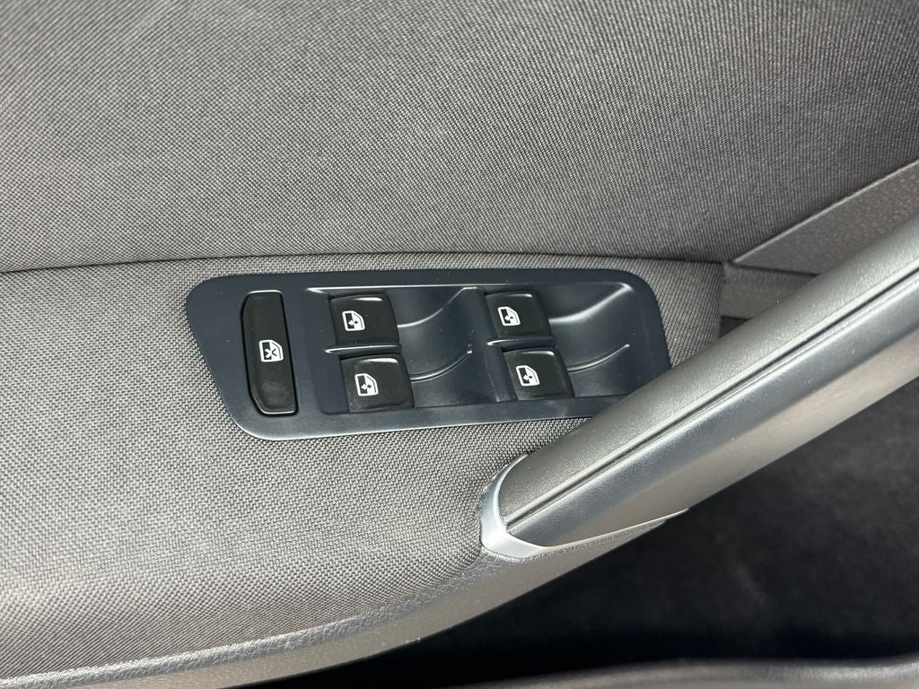 2016 Volkswagen e-Golf SE