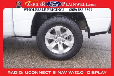 2024 RAM 1500 Laramie Crew Cab 4x4 PANORAMIC ROOF HEATED LEATHER 5.7 L H