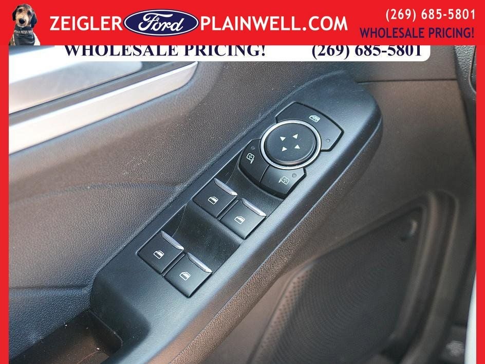 2023 Ford Escape Platinum AWD PANORAMIC ROOF HEATED LEATHER SYNC 4