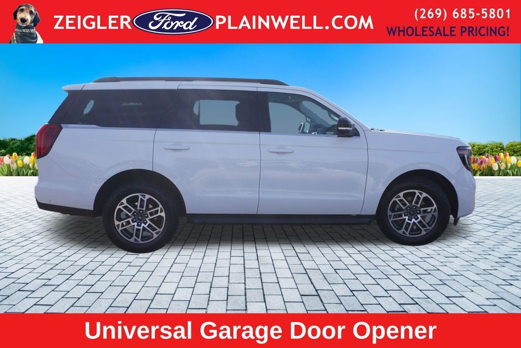 2025 Ford Expedition Active 4x4 Panoramic Roof Leather Rear Camera