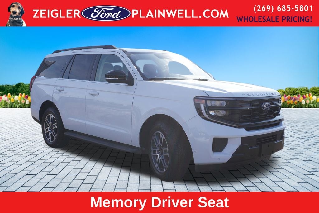 2025 Ford Expedition Active 4x4 Panoramic Roof Leather Rear Camera