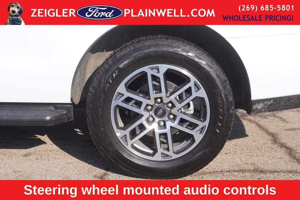 2025 Ford Expedition Active 4x4 Panoramic Roof Leather Rear Camera