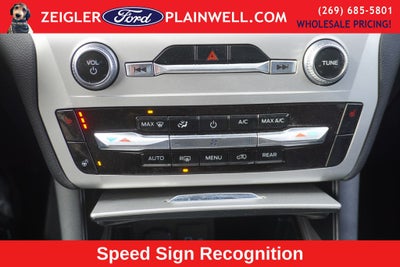 2022 Ford Explorer XLT 202A Pkg 4x4 Heated Leather & Steering Navigation