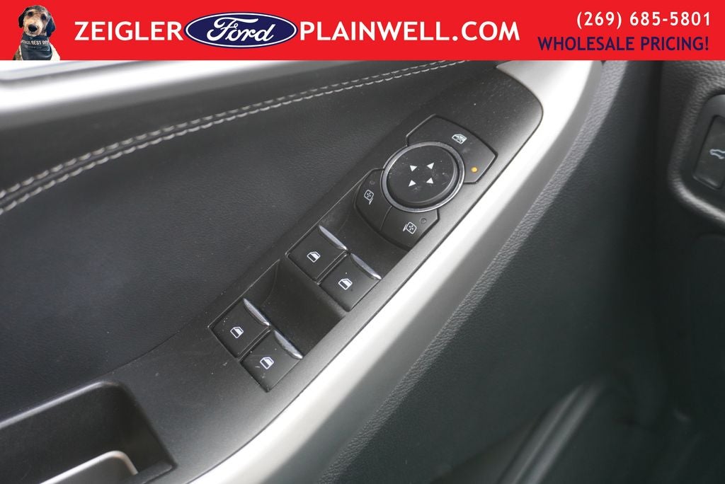 2022 Ford Explorer XLT 202A Pkg 4x4 Heated Leather & Steering Navigation