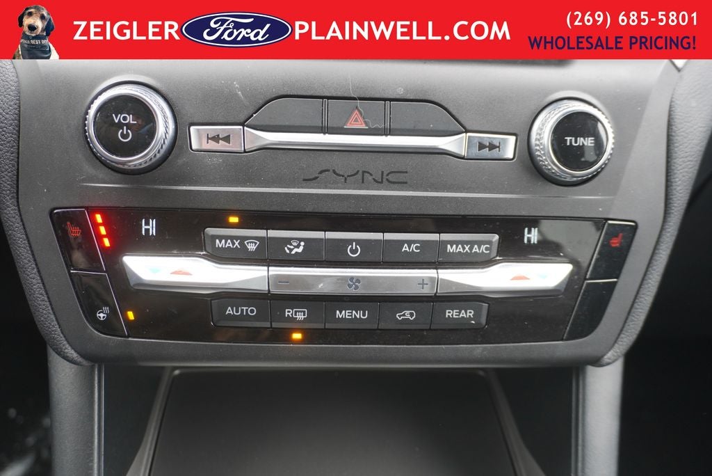 2020 Ford Explorer XLT 4X4 HEATED LEATHER SEATS & STEERING