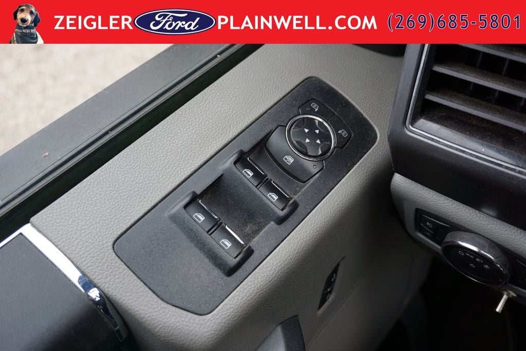 2017 Ford F-150 XLT Crew Cab 4x4 Chrome Appearance Pkg Trailer Tow