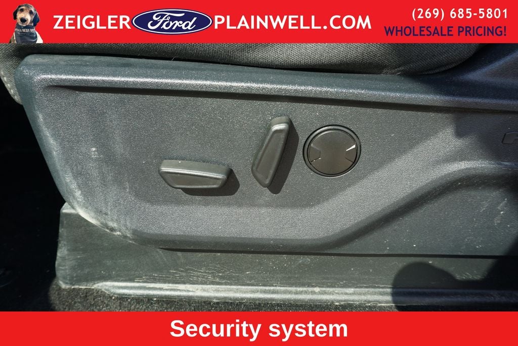 2022 Ford F-150 XLT Crew Cab 5.0L V8 Chrome Appearance 18" Wheels Tow