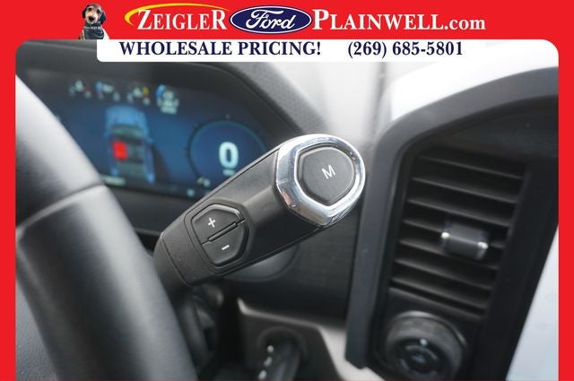 2024 Ford F-150 XLT Crew Cab 3.5L ECOBOOST NAV Custom Lift Tires and R