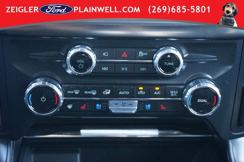 2025 Ford F-150 Lariat Black Appearance Pkg Twin Panel Roof Leather