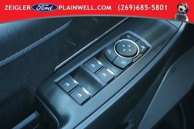 2025 Ford F-150 Lariat Black Appearance Pkg Twin Panel Roof Leather