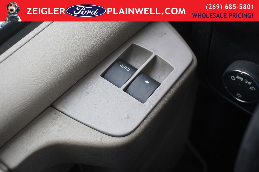 2015 Chevrolet Express 4500 Base Cutaway