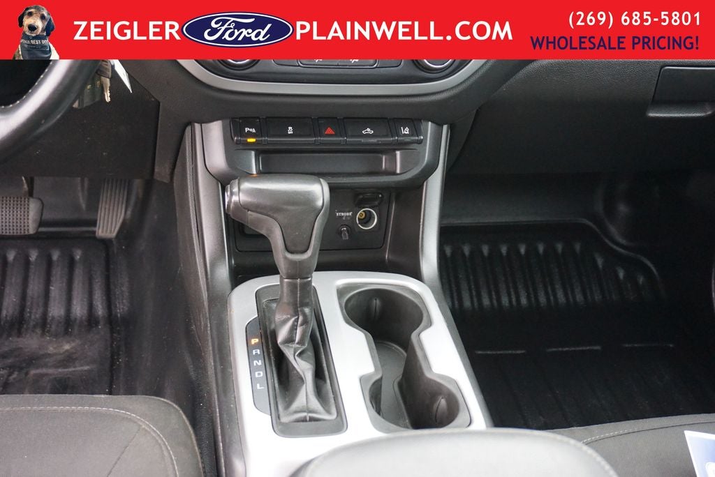 2020 Chevrolet Colorado LT Extended Cab Rear Camera Rear Topper