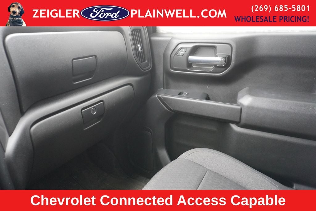 2022 Chevrolet Silverado 1500 LTD Custom CREW CAB 4X4 BLACK APPEARANCE PLG 20' WHEELS