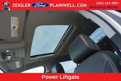 2023 GMC Acadia SLT EVELATION LUX & TECH PKG DUAL PANEL ROOF NAV