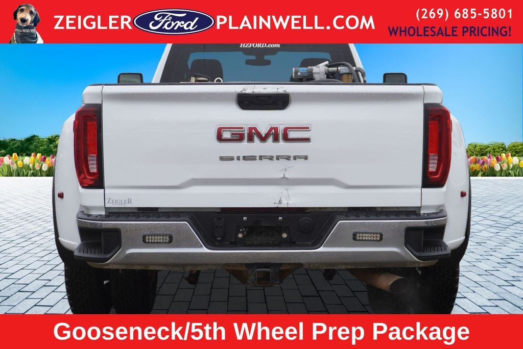 2022 GMC Sierra 3500HD Pro Reg Cab Dually 6.6 Liter V8