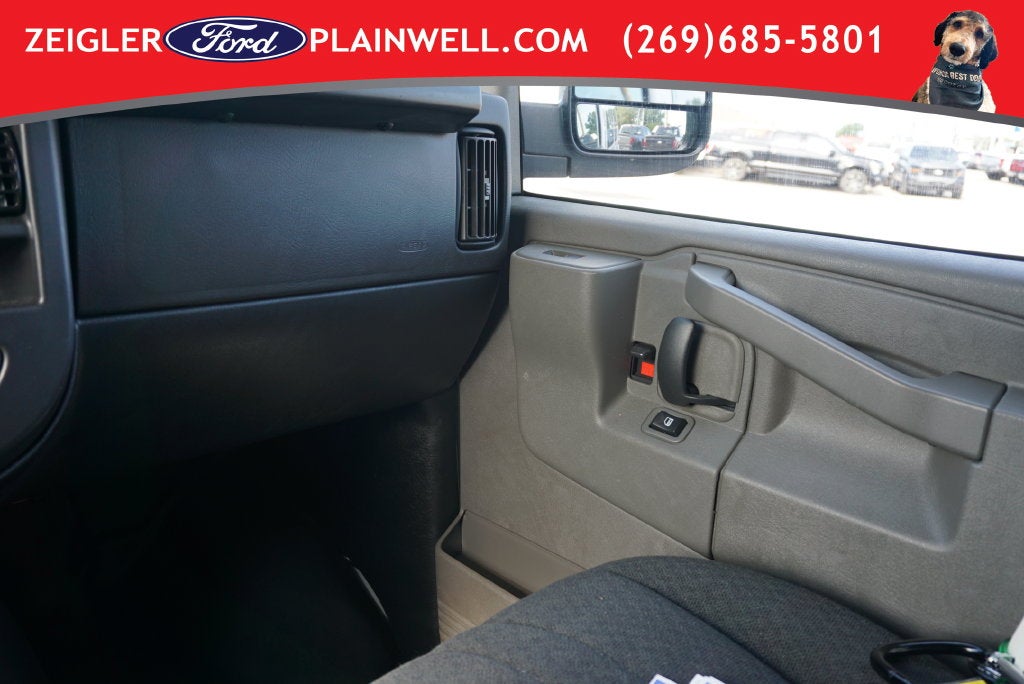 2022 GMC Savana 2500 Work Van Cargo Van