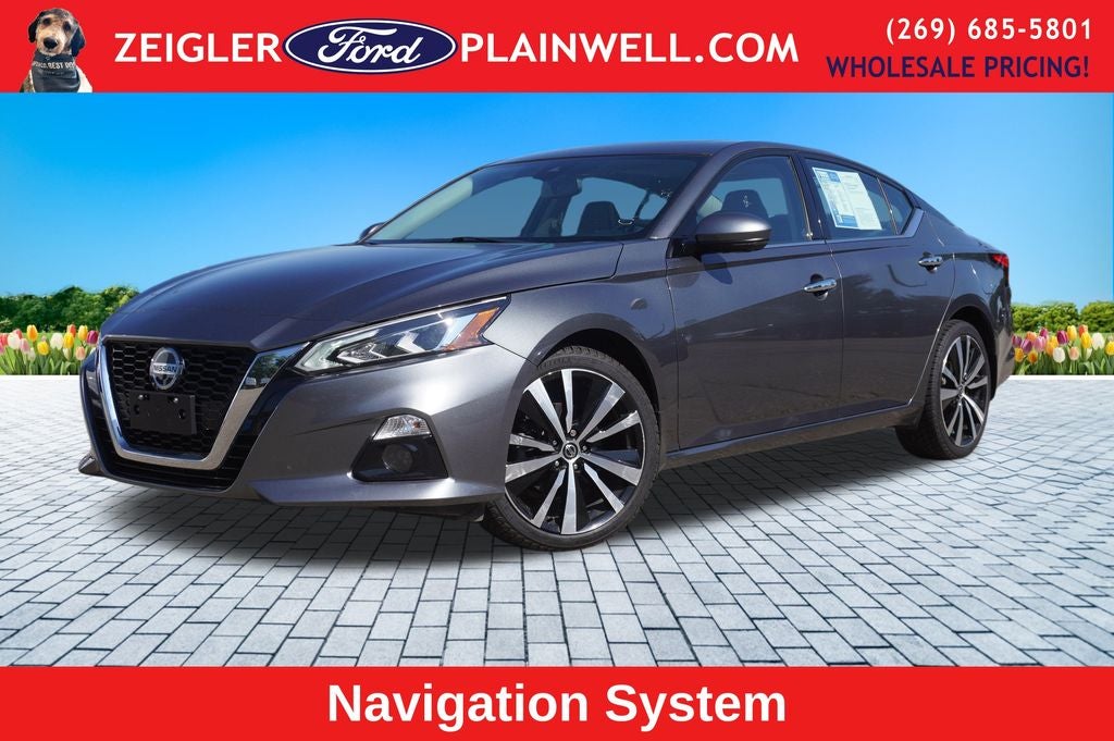 2019 Nissan Altima 2.5 Platinum AWD NAV Heated Leather Heated Steering Power Moonr