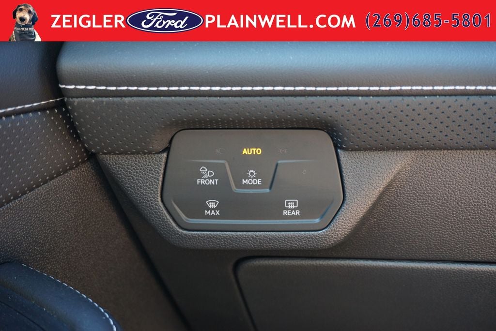 2025 Volkswagen Atlas Cross Sport 2.0T SEL Premium R-Line AWD Panoramic Roof Nav Leather Harmon Kardon Blis