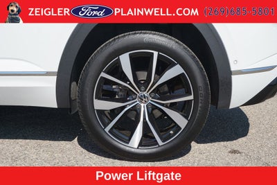 2025 Volkswagen Atlas Cross Sport 2.0T SEL Premium R-Line AWD Panoramic Roof Nav Leather Harmon Kardon Blis