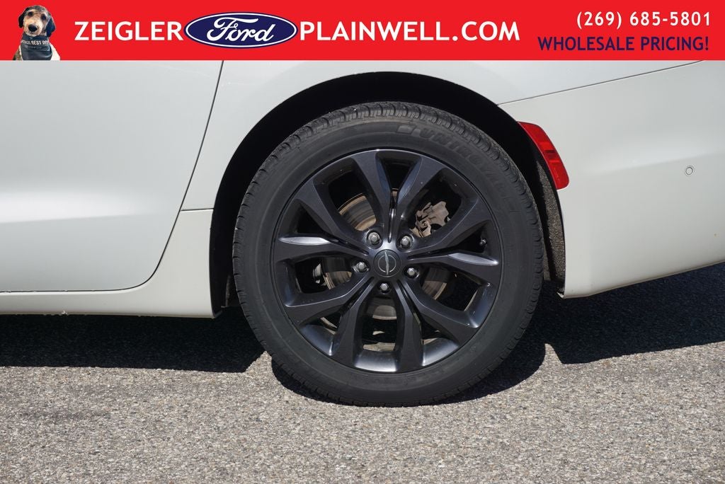 2020 Chrysler Pacifica Touring