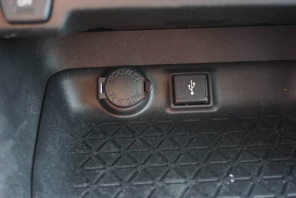 2022 Toyota RAV4 LE AWD Blind Spot Pkg Rear Camera