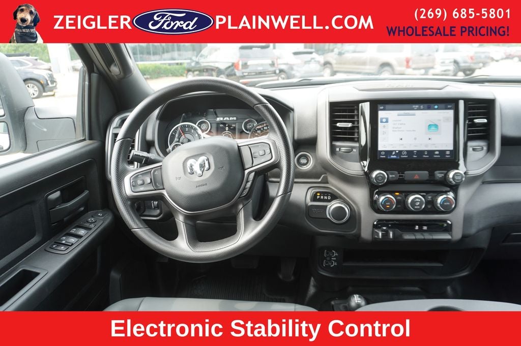 2023 RAM 3500 Tradesman 4x4 CREW CAB LONG BOX 6.4L V8 Nav HD Vinyl Seat Tr