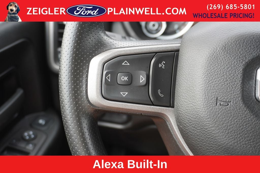 2023 RAM 3500 Tradesman 4x4 CREW CAB LONG BOX 6.4L V8 Navigation HD Vinyl