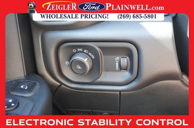 2024 RAM 3500 Tradesman CREW CAB 4X4 LONGBOX 6.7 L CUMMINGS TURBO DIESEL N