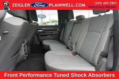 2024 RAM 2500 Big Horn Crew Cab Cummings Diesel 4x4 Off Road Pkg Cold Wea