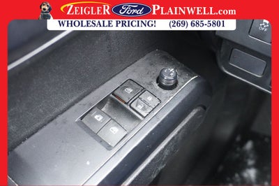 2021 Toyota Tacoma SR Access Cab Work Truck Rear Camera & Rear Topper