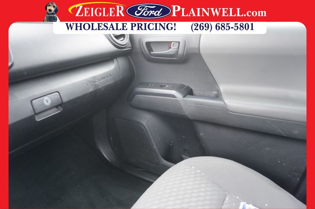 2021 Toyota Tacoma SR Access Cab Work Truck Rear Camera & Rear Topper