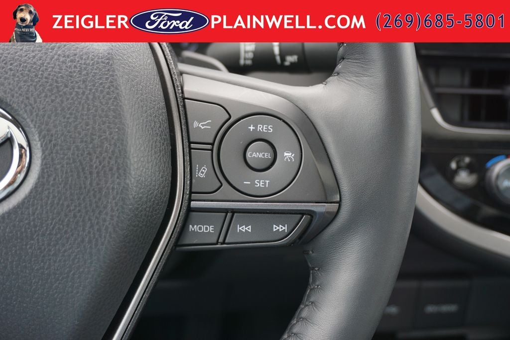 2022 Toyota Camry SE Power Moonroof Heated Combo Seats Rear Camera