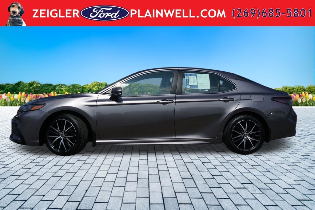2022 Toyota Camry SE AWD HEATED LEATHER SEATS & STEERING REAR CAMERA