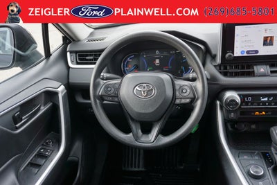 2023 Toyota RAV4 Hybrid LE