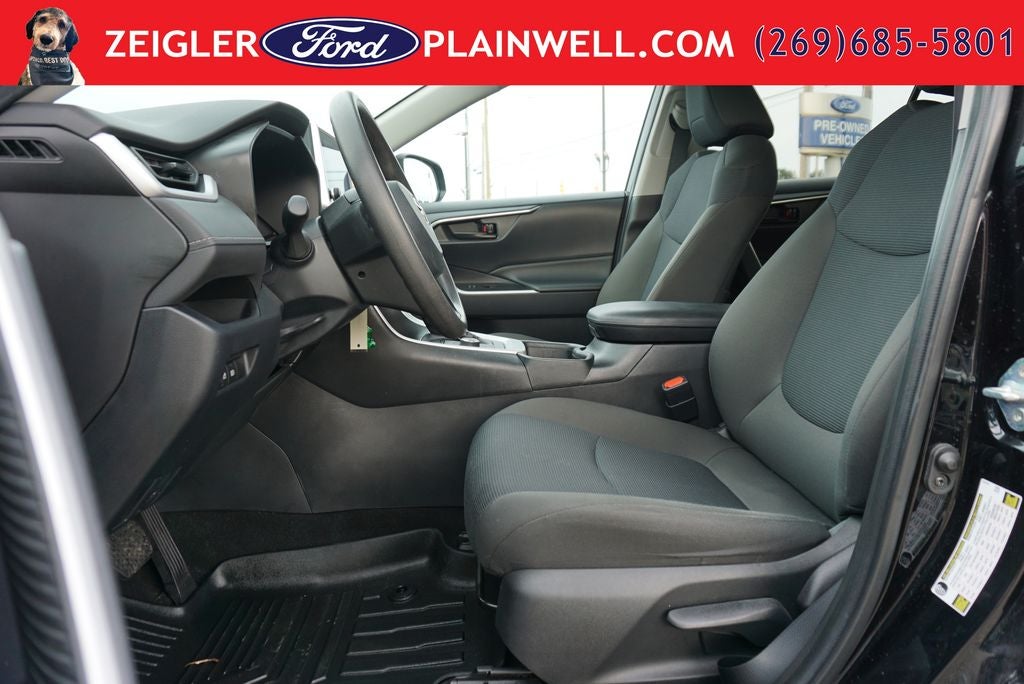 2023 Toyota RAV4 Hybrid LE