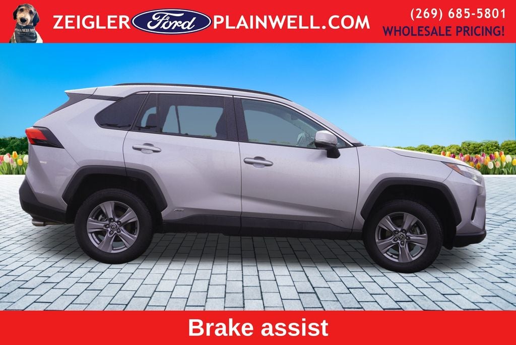 2022 Toyota RAV4 Hybrid XLE AWD Power Moonroof Rear Camera