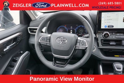 2025 Toyota Highlander Hybrid Platinum