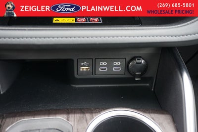 2025 Toyota Highlander Hybrid Platinum