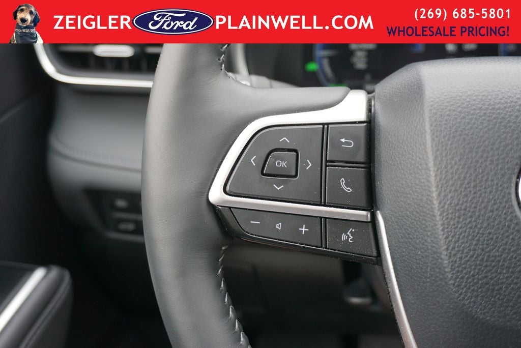 2025 Toyota Highlander Hybrid Platinum