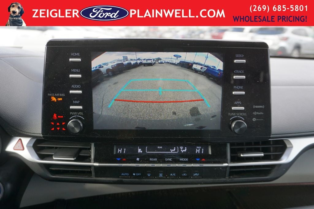 2021 Toyota Sienna LE 8 Passenger