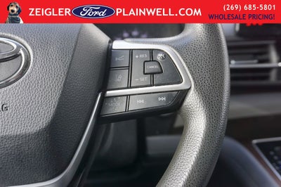 2021 Toyota Sienna LE 8 Passenger