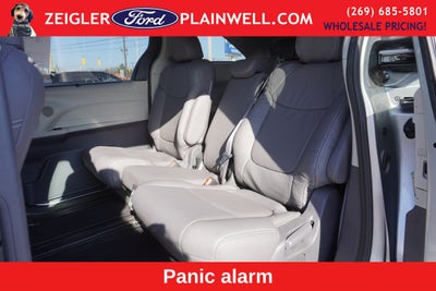 2021 Toyota Sienna LE 8 Passenger