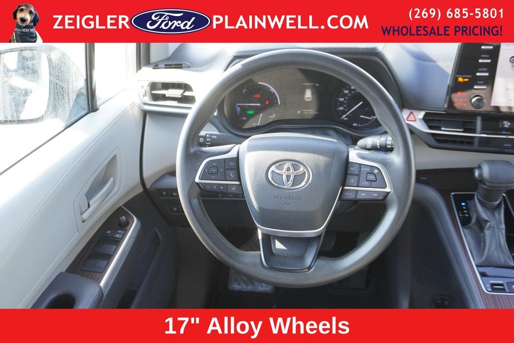 2021 Toyota Sienna LE 8 Passenger