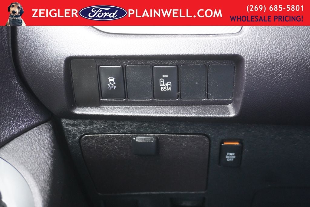 2016 Toyota Sienna SE Premium 8 Passenger