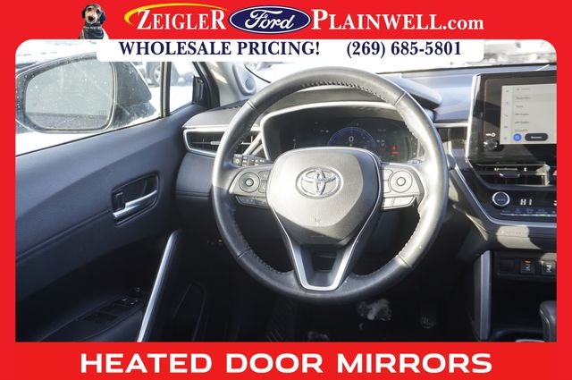2023 Toyota Corolla Cross XLE AWD MOONROOF HEATED LEATHER BLIS REAR CAMERA