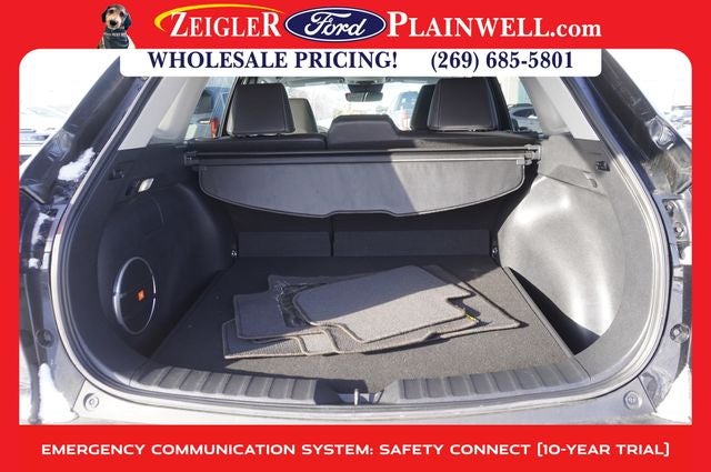 2023 Toyota Corolla Cross XLE AWD MOONROOF HEATED LEATHER BLIS REAR CAMERA